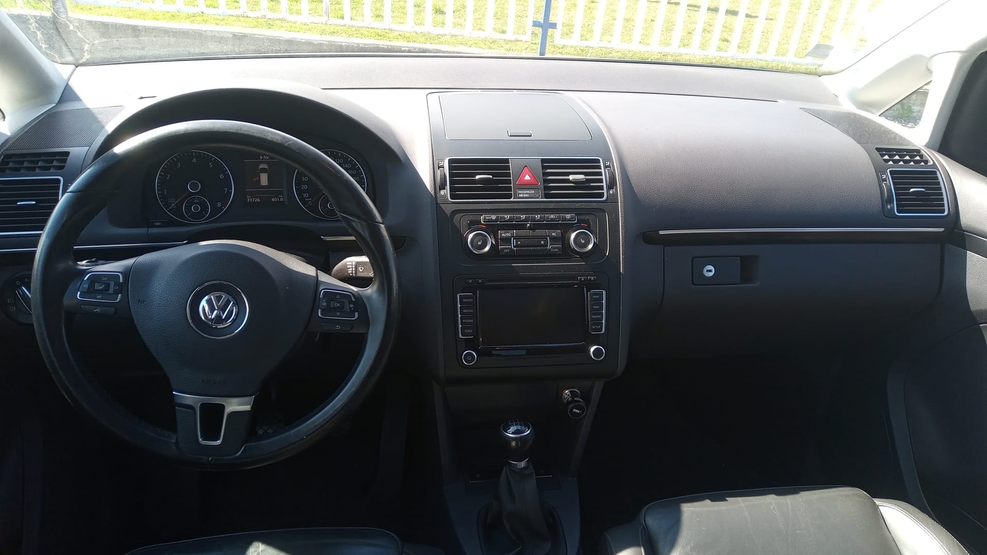 Volkswagen Touran 2010 Compact MPV Minivan Multi Purpose Vehicle Mpv